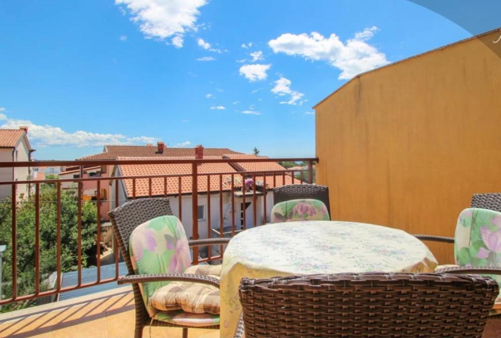 Valentina Apartment Novigrad  Luaran gambar
