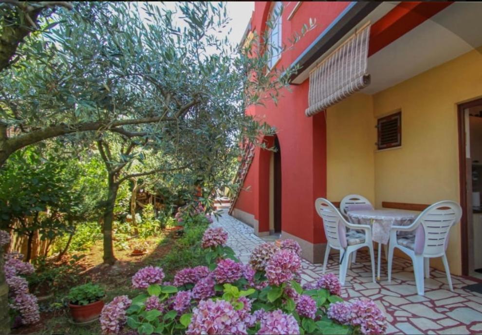 Valentina Apartment Novigrad  Luaran gambar